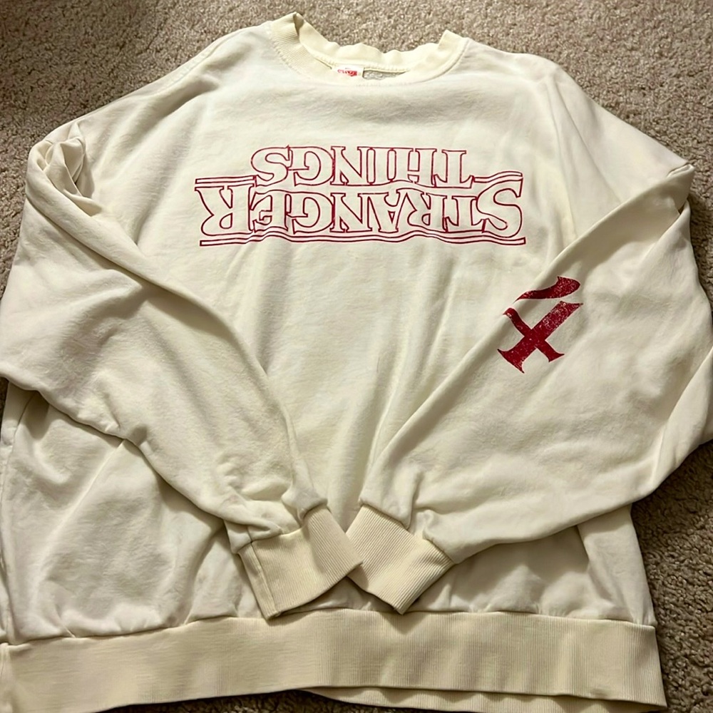 pacsun stranger things sweatshirt